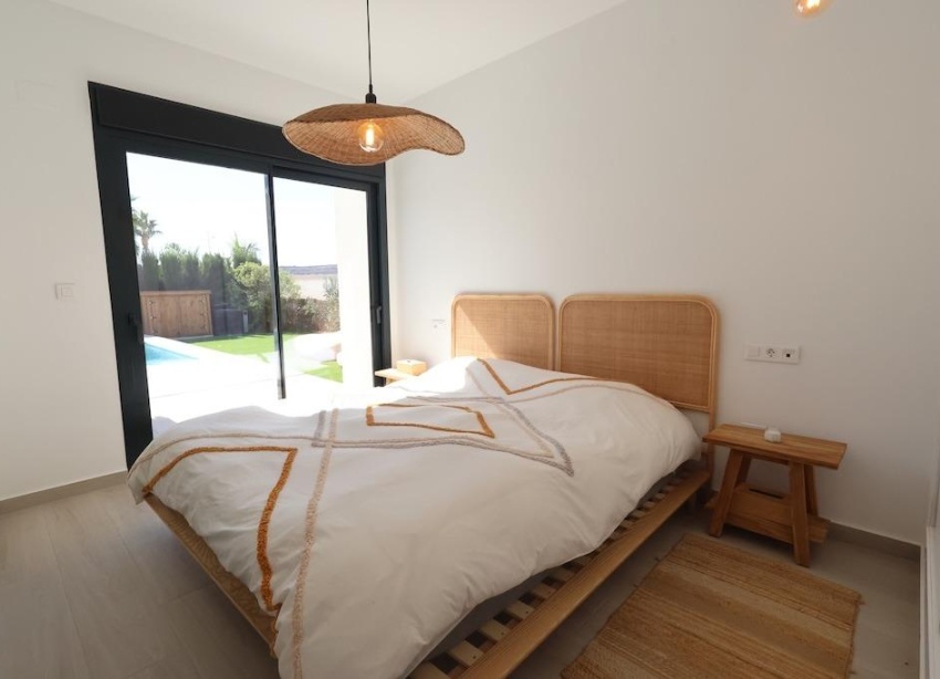 Resale - Villa / House - Algorfa - Comunidad valenciana