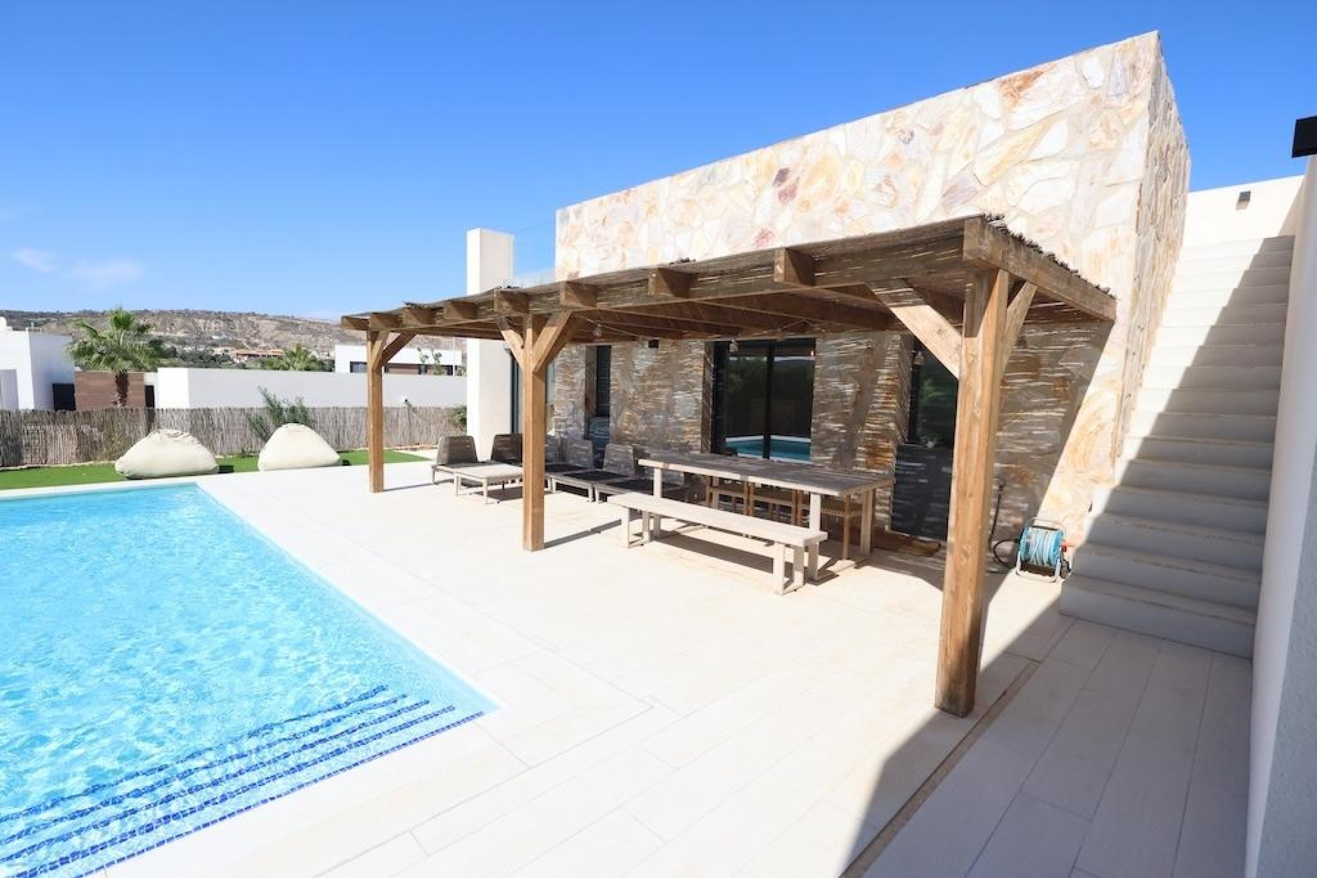 Resale - Villa / House - Algorfa - Comunidad valenciana