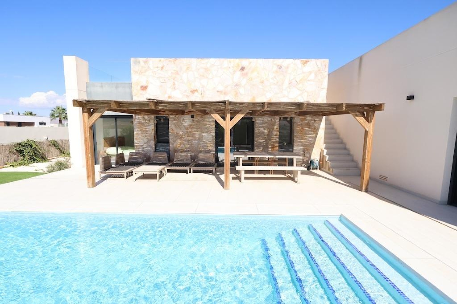 Resale - Villa / House - Algorfa - Comunidad valenciana