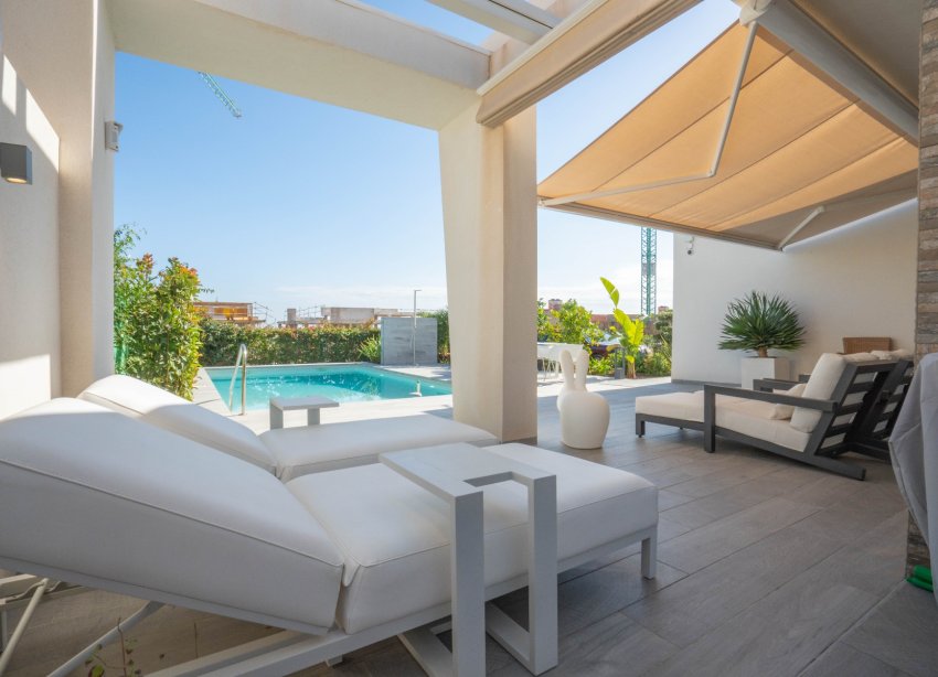 Resale - Villa / House - Algorfa - La Finca Golf Resort