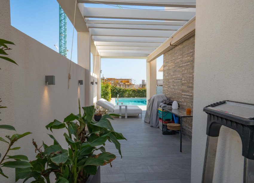 Resale - Villa / House - Algorfa - La Finca Golf Resort