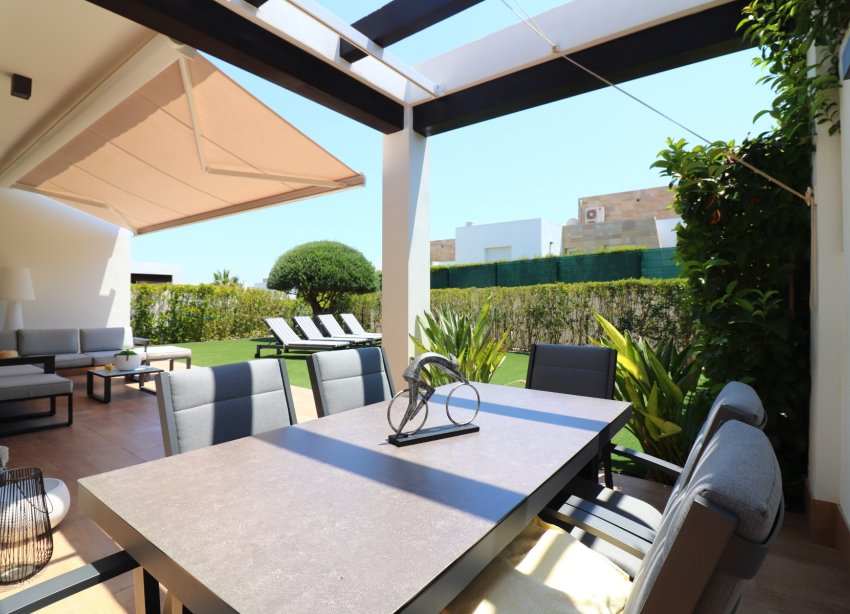 Resale - Villa / House - Algorfa - La Finca Golf Resort