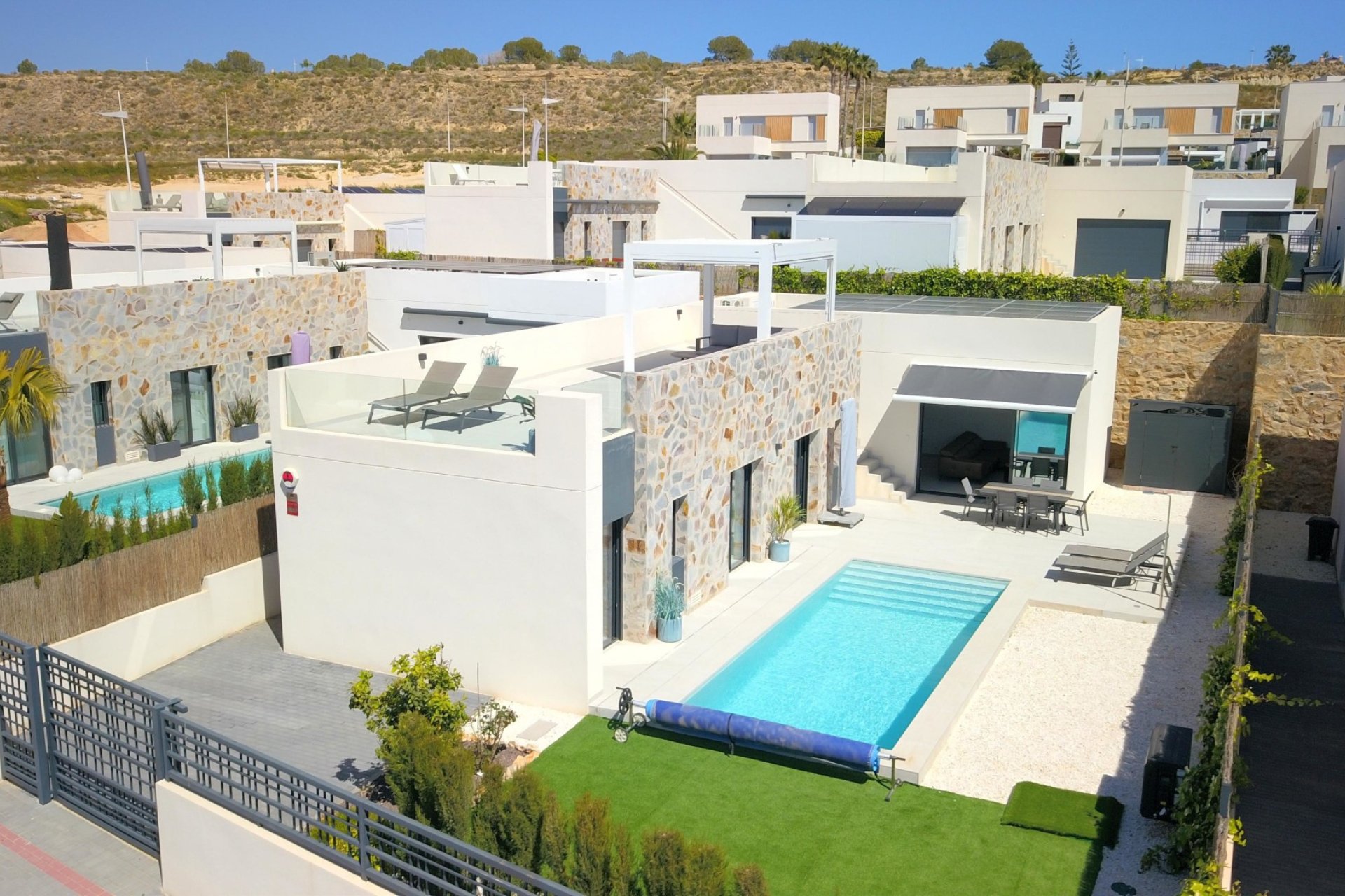 Resale - Villa / House - Algorfa - La Finca Golf Resort