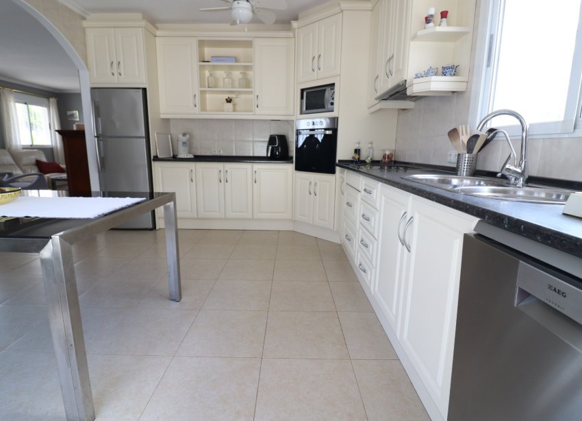 Resale - Villa / House - Algorfa - Lomas De La Juliana