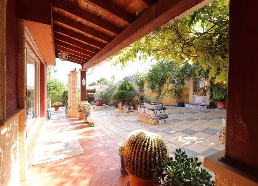 Resale - Villa / House - Algorfa - Lomas De La Juliana