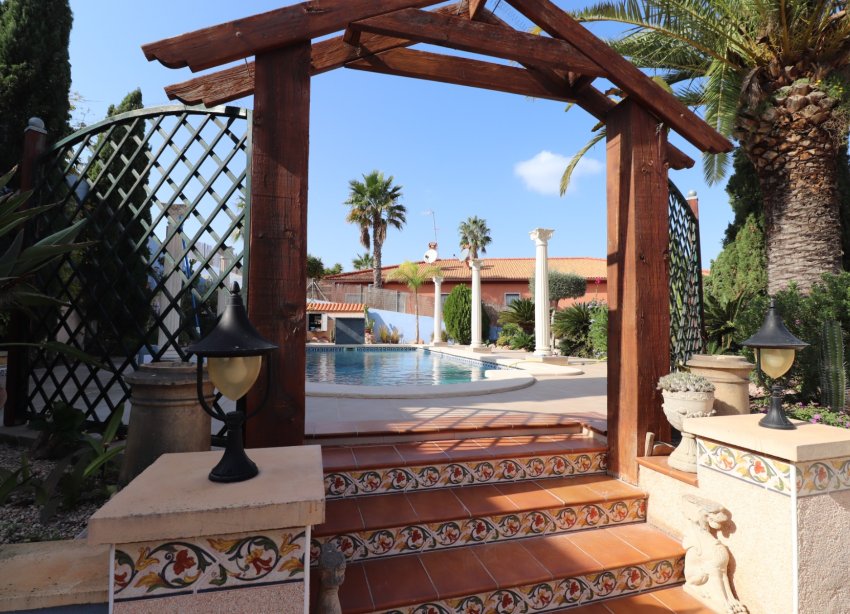 Resale - Villa / House - Algorfa - Lomas De La Juliana