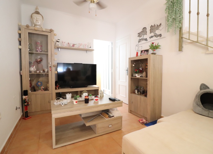Resale - Villa / House - Algorfa - Montebello