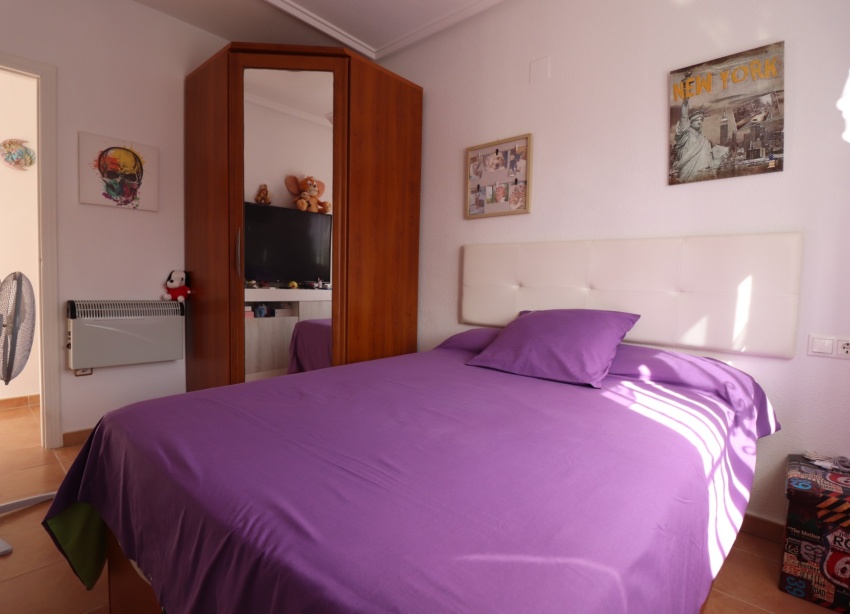 Resale - Villa / House - Algorfa - Montebello