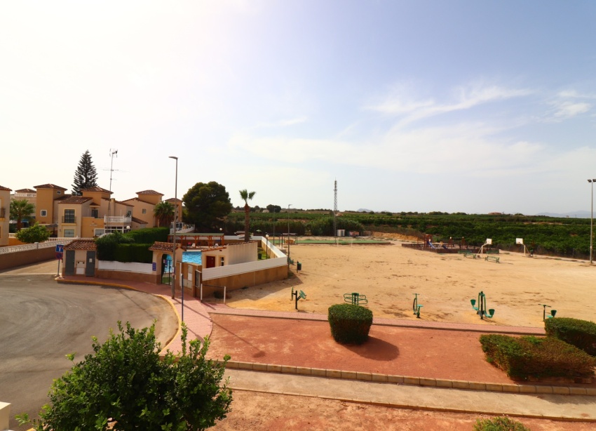 Resale - Villa / House - Algorfa - Montebello
