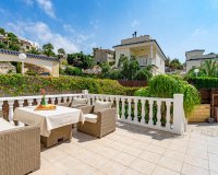 Resale - Villa / House - Alicante - El Campello