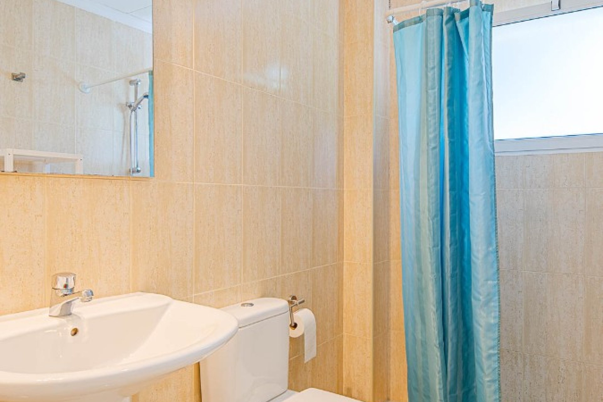 Resale - Villa / House - Alicante - El Campello