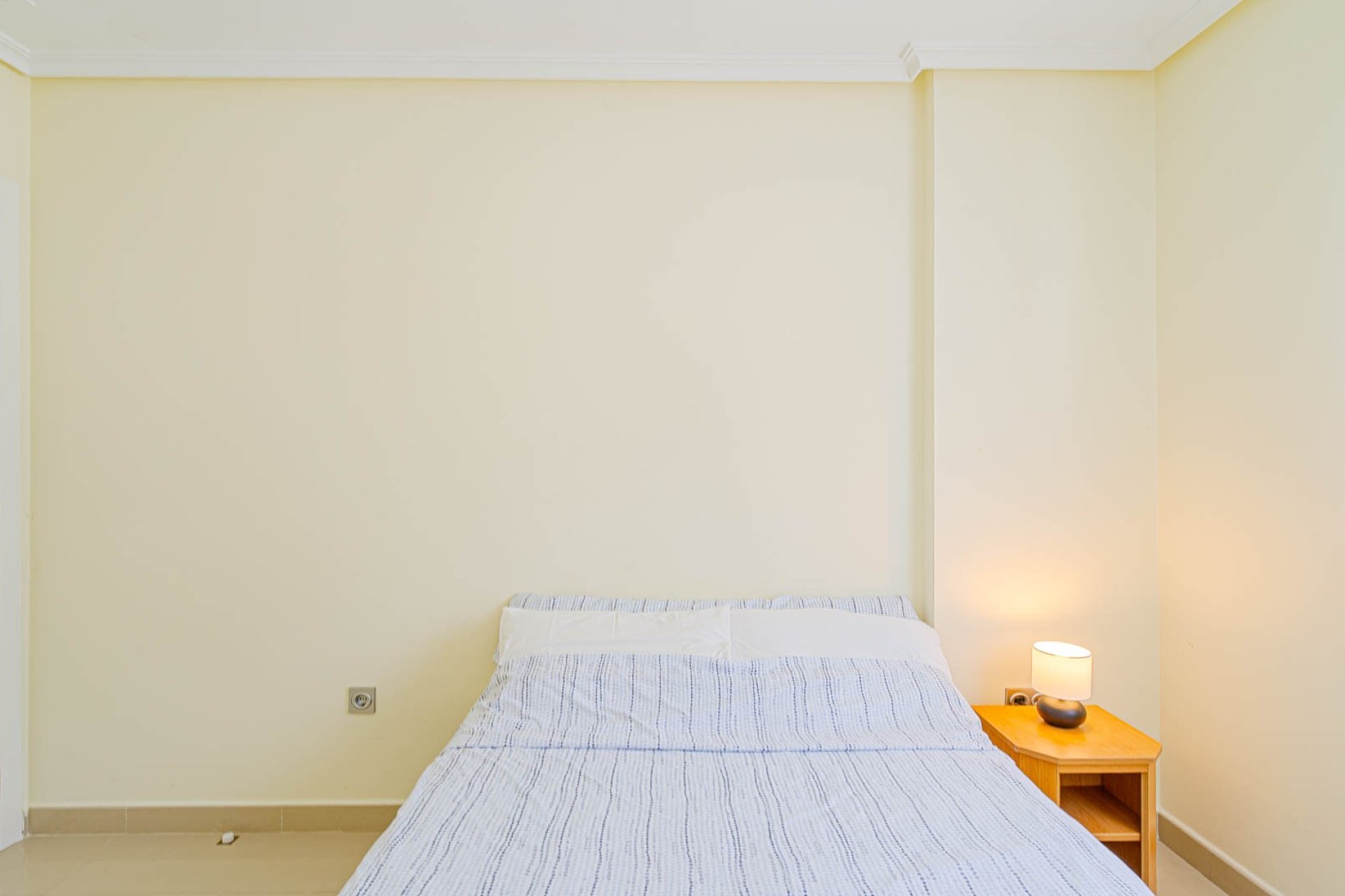 Resale - Villa / House - Alicante - El Campello