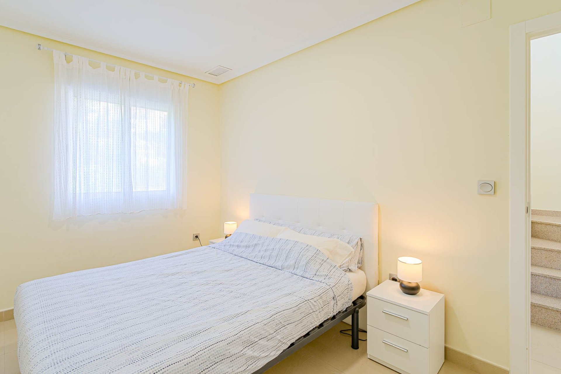 Resale - Villa / House - Alicante - El Campello