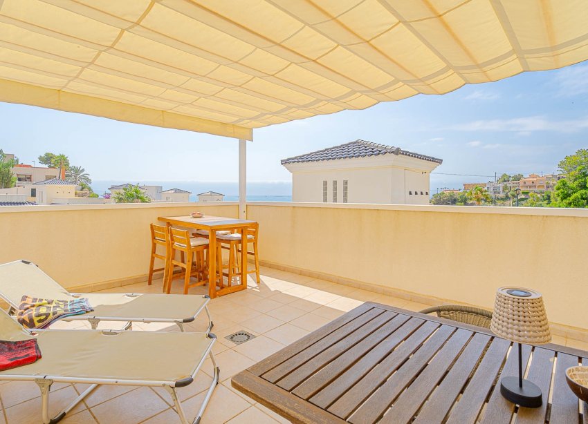 Resale - Villa / House - Alicante - El Campello
