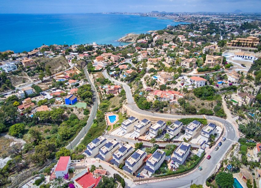 Resale - Villa / House - Alicante - El Campello