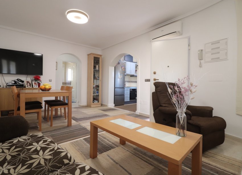 Resale - Villa / House - Benijofar - Monte Azul