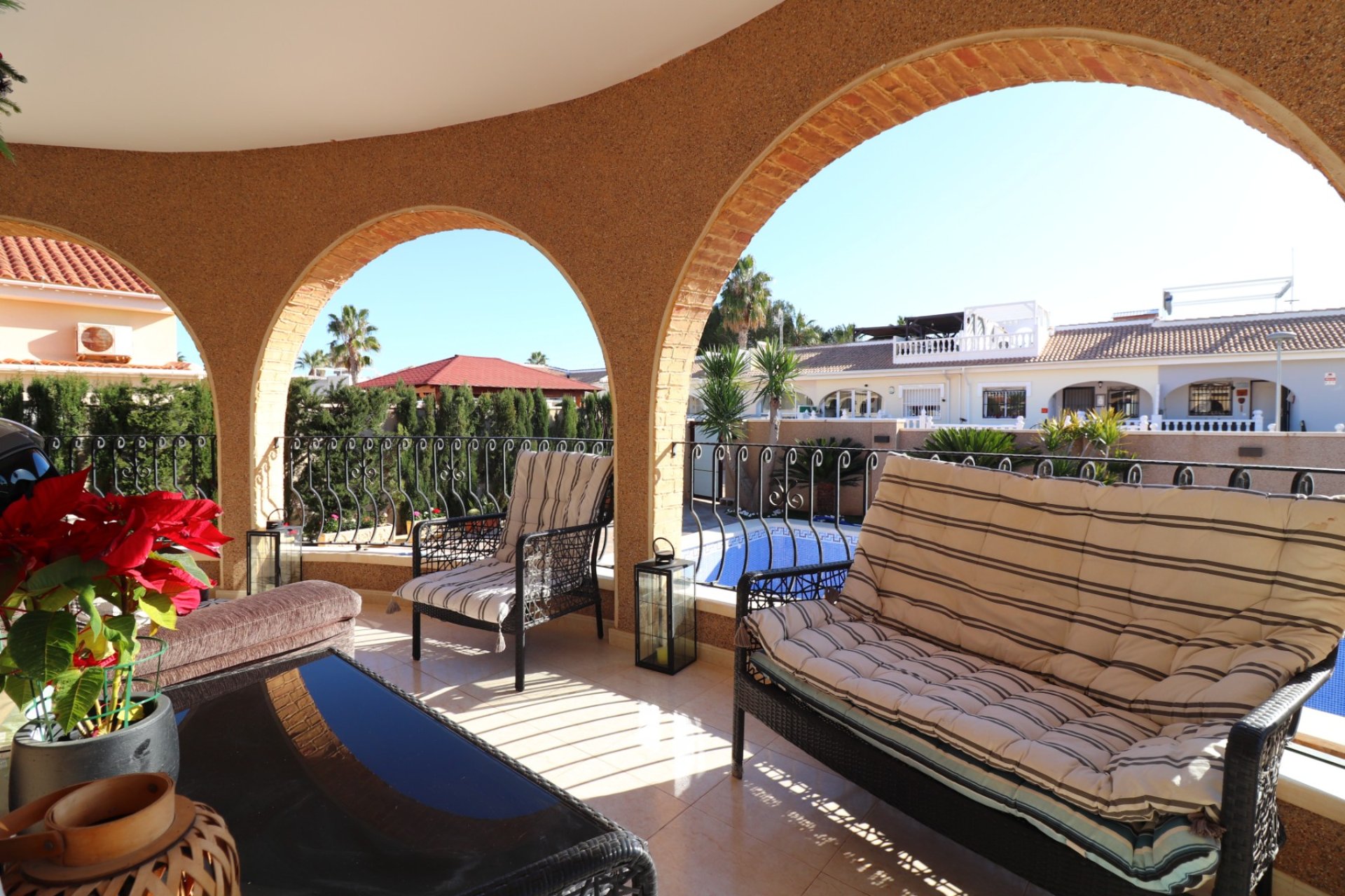 Resale - Villa / House - Benijofar - Monte Azul