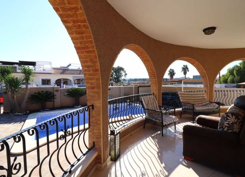 Resale - Villa / House - Benijofar - Monte Azul