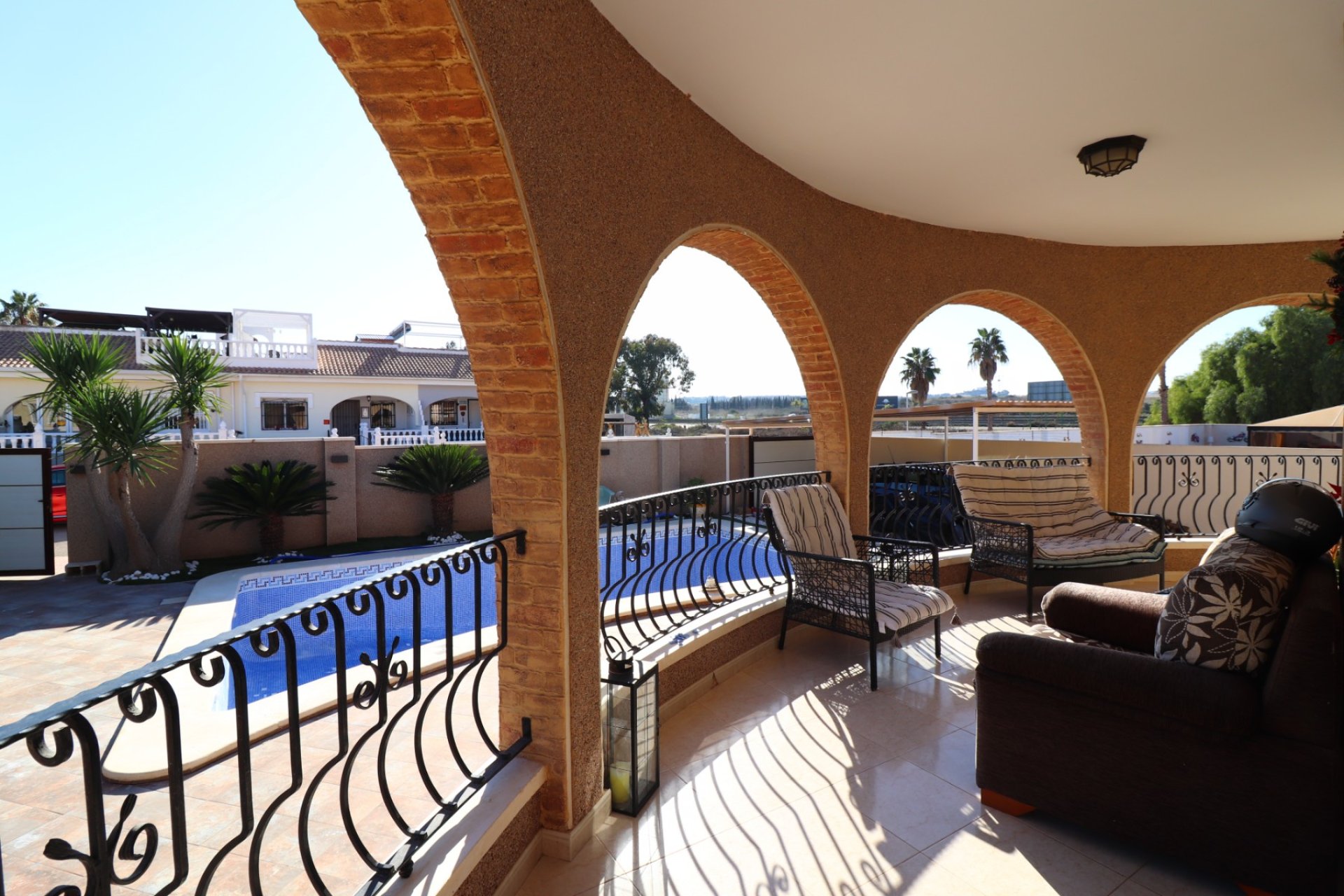 Resale - Villa / House - Benijofar - Monte Azul