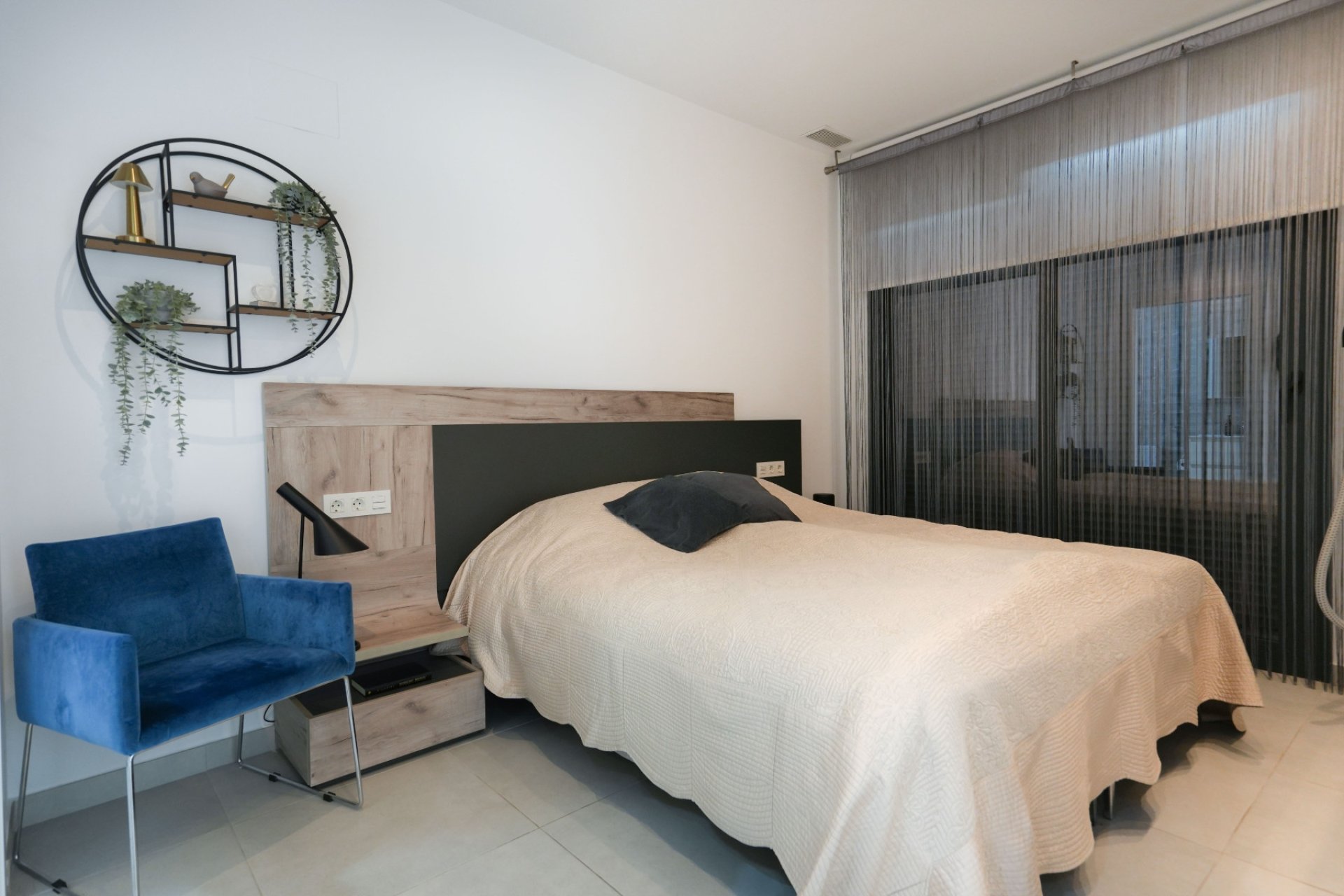 Resale - Villa / House - Benijofar - Pueblo