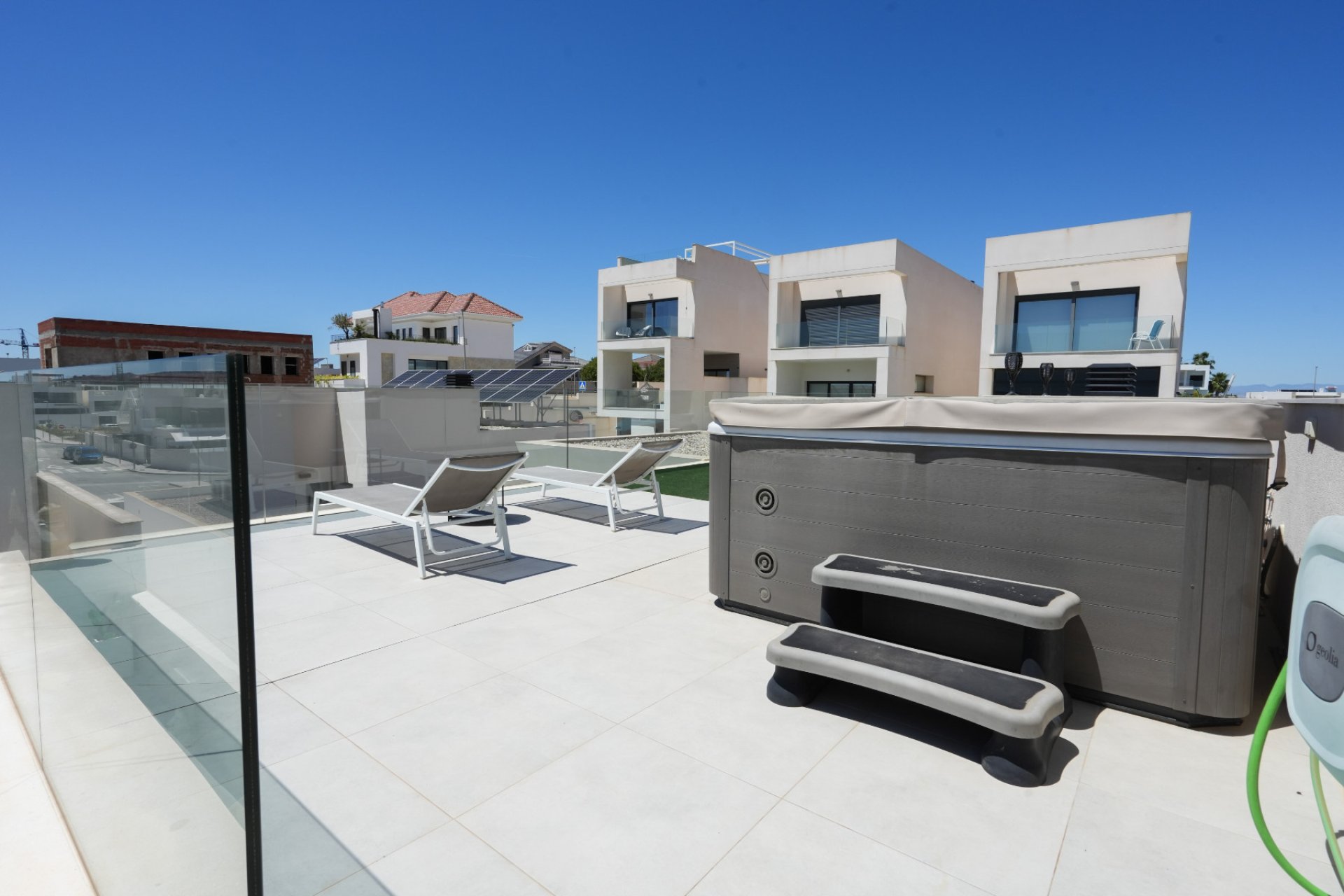 Resale - Villa / House - Benijofar - Pueblo