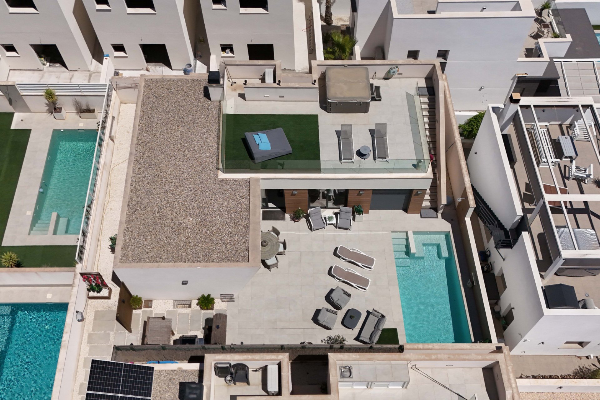Resale - Villa / House - Benijofar - Pueblo