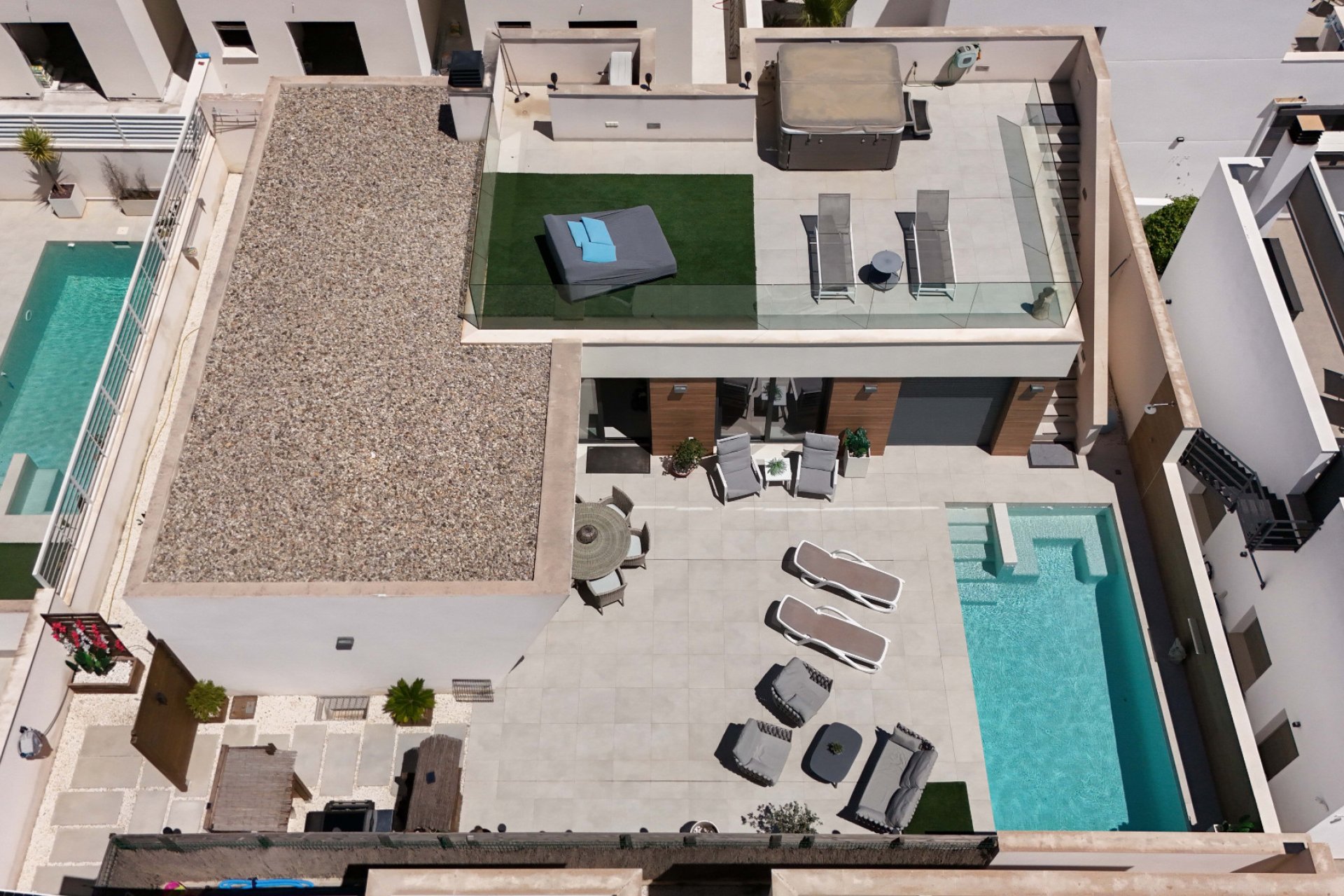Resale - Villa / House - Benijofar - Pueblo