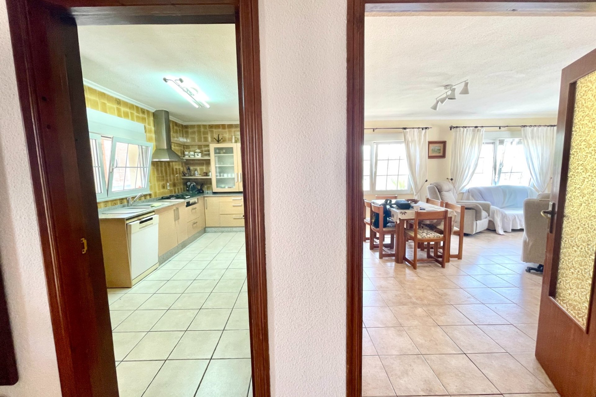 Resale - Villa / House - Benijofar - Pueblo