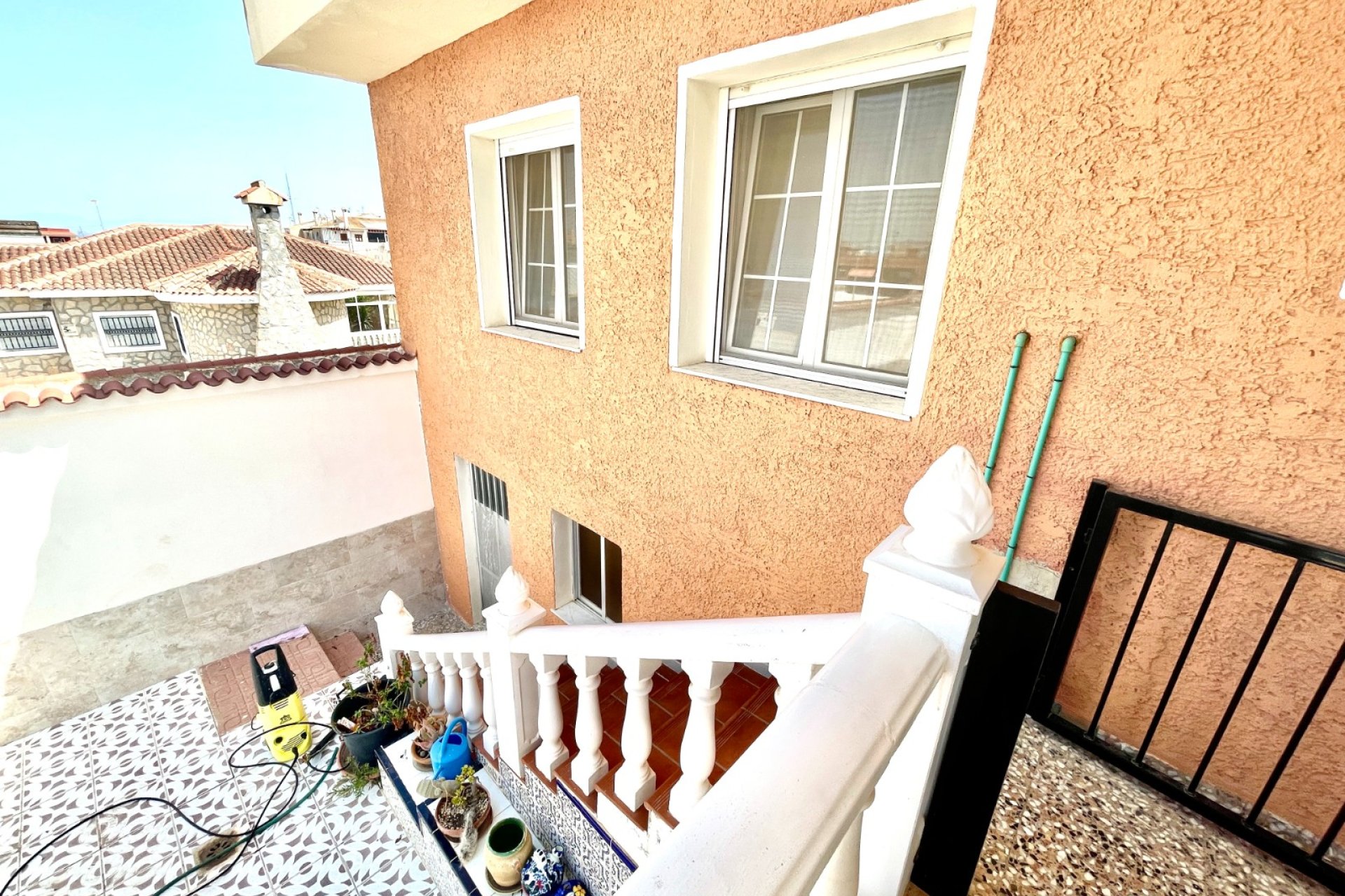 Resale - Villa / House - Benijofar - Pueblo