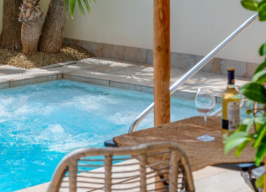 Resale - Villa / House - Benijofar