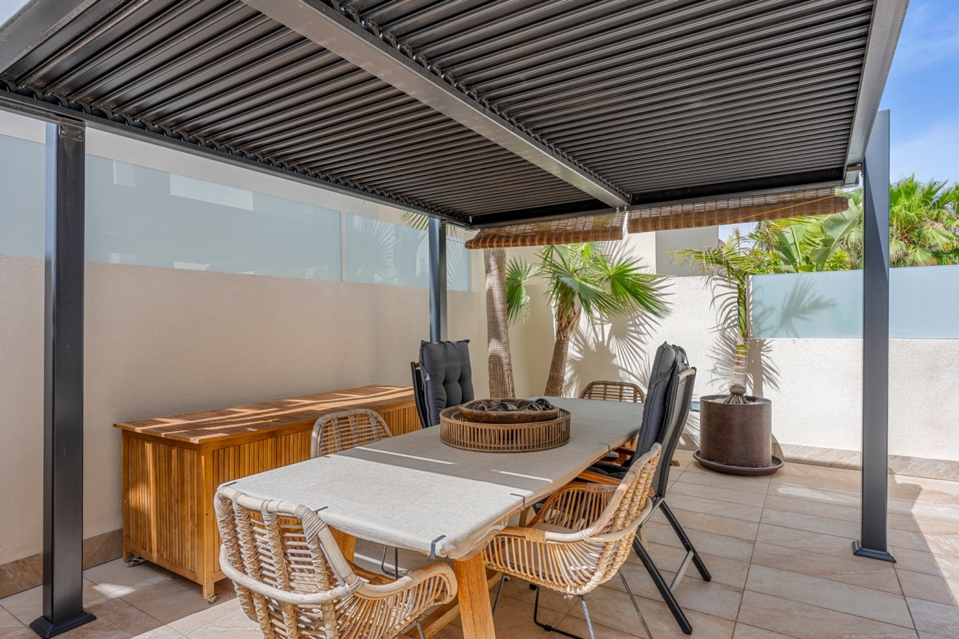 Resale - Villa / House - Benijofar