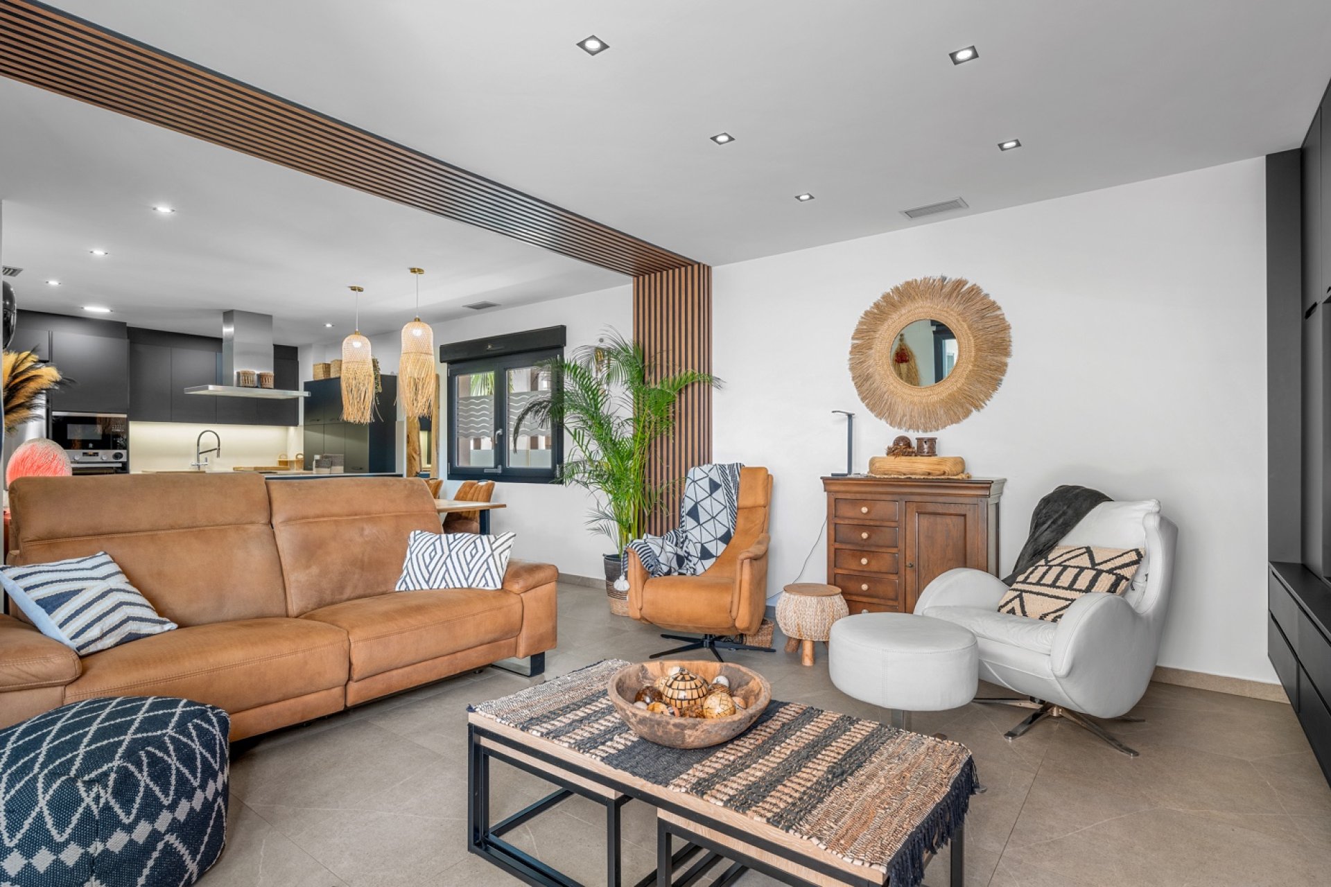 Resale - Villa / House - Benijofar