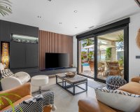 Resale - Villa / House - Benijofar