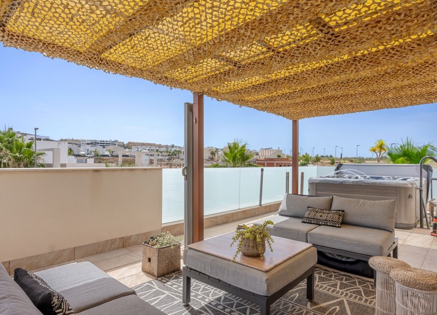 Resale - Villa / House - Benijofar