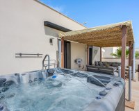 Resale - Villa / House - Benijofar