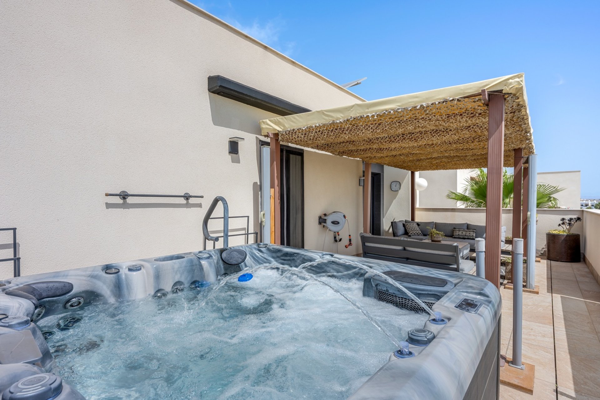 Resale - Villa / House - Benijofar