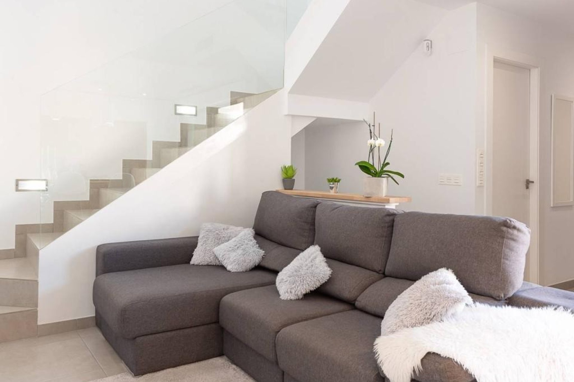 Resale - Villa / House - Benijofar