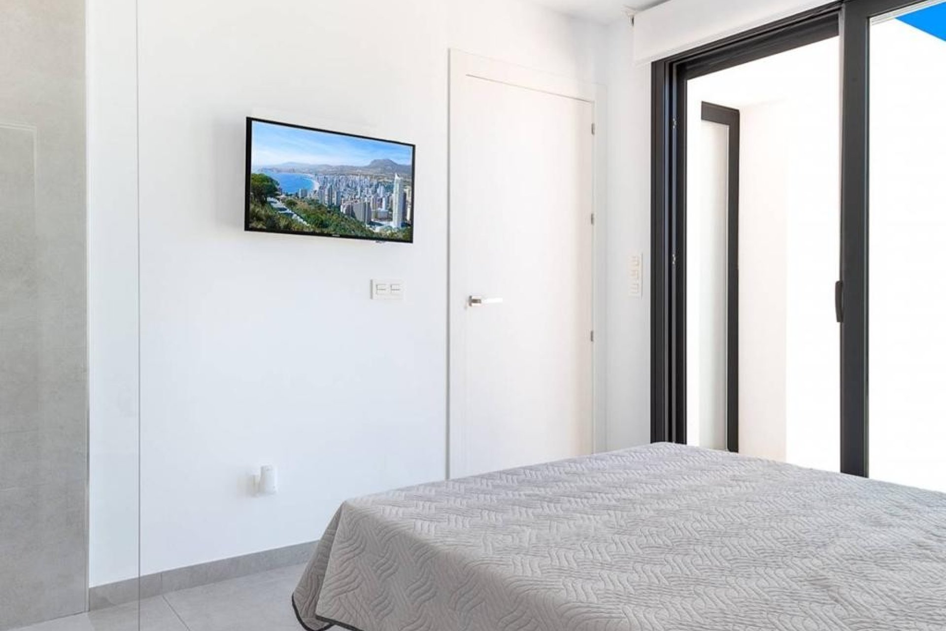Resale - Villa / House - Benijofar