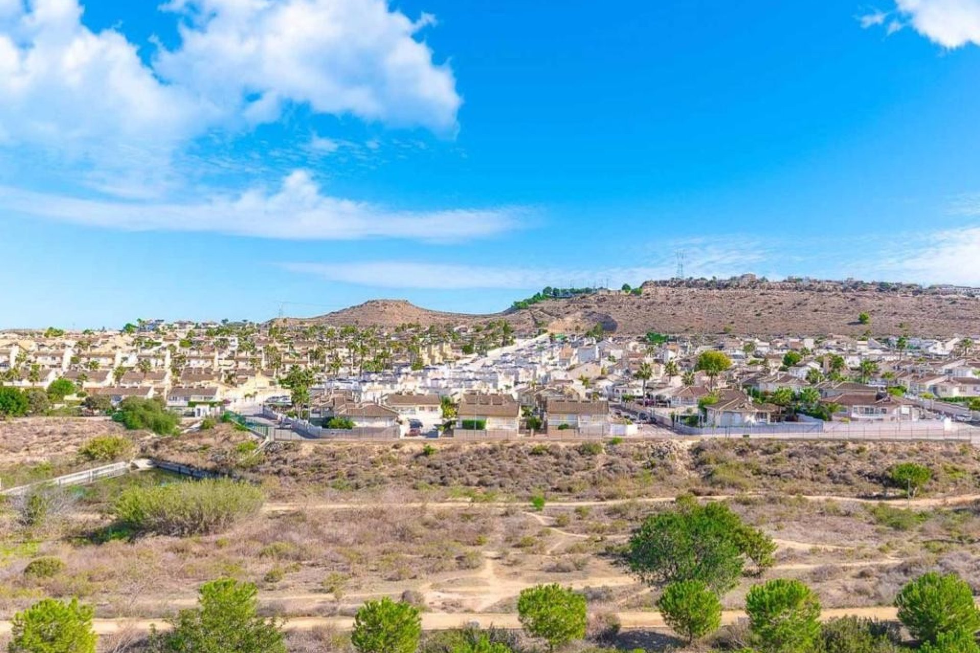 Resale - Villa / House - Benijofar