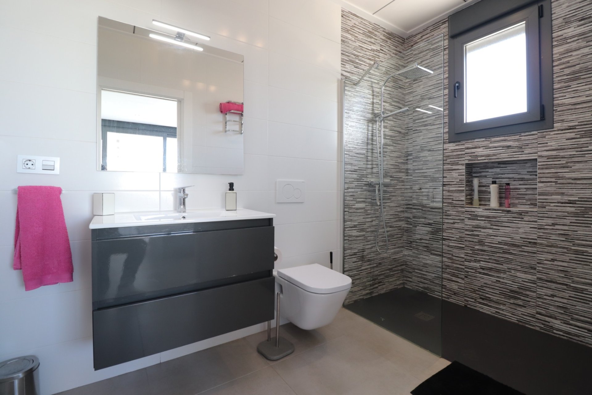 Resale - Villa / House - Benimar - Benimar III