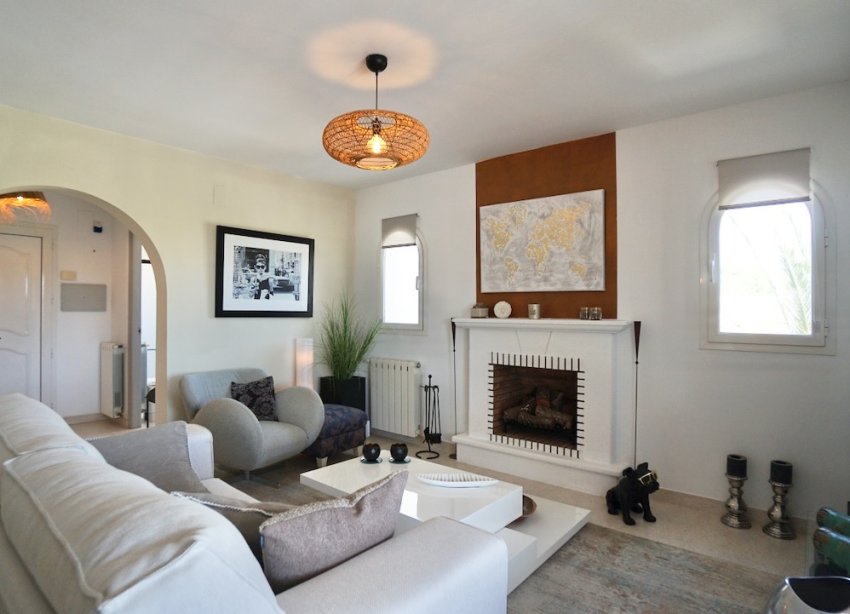Resale - Villa / House - Benitachell - Los Molinos