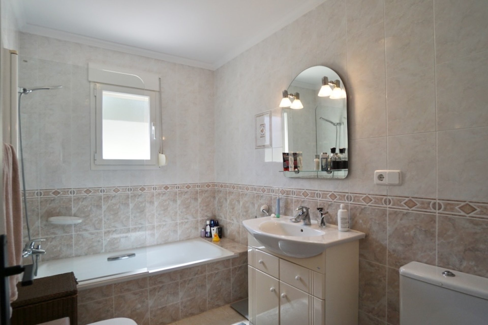 Resale - Villa / House - Benitachell - Los Molinos