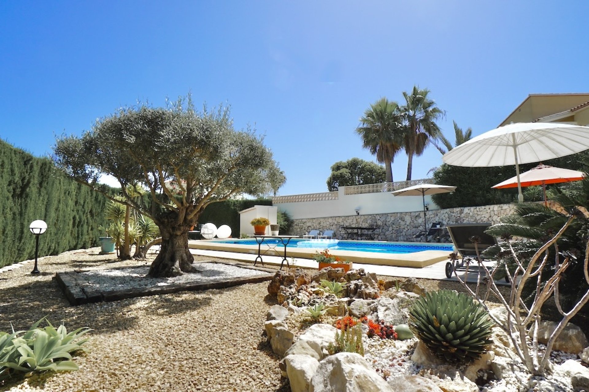 Resale - Villa / House - Benitachell - Los Molinos