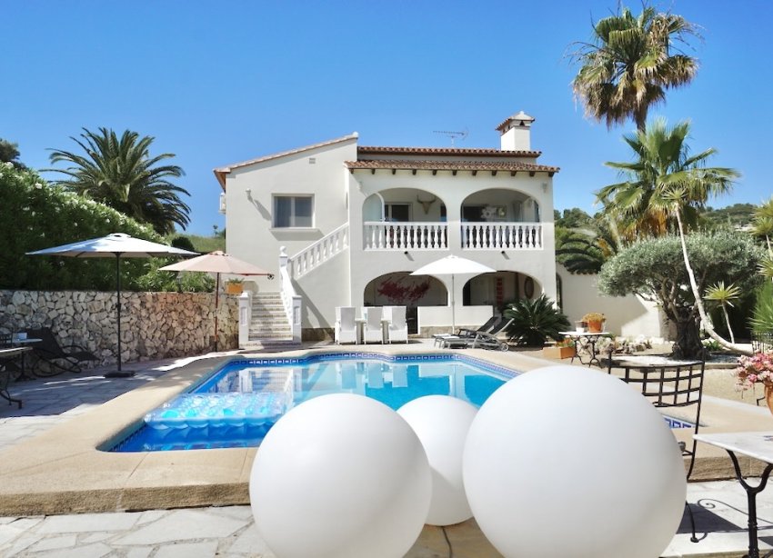 Resale - Villa / House - Benitachell - Los Molinos
