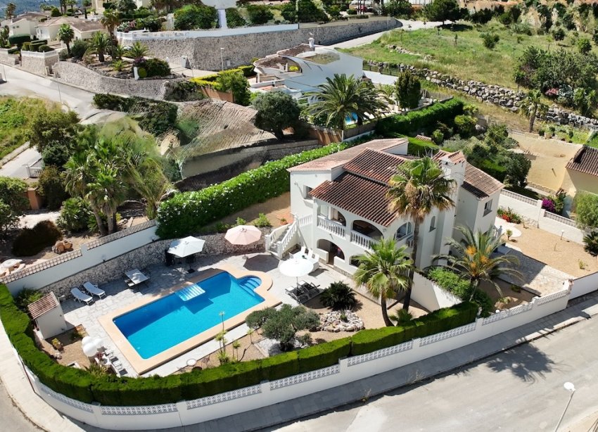 Resale - Villa / House - Benitachell - Los Molinos