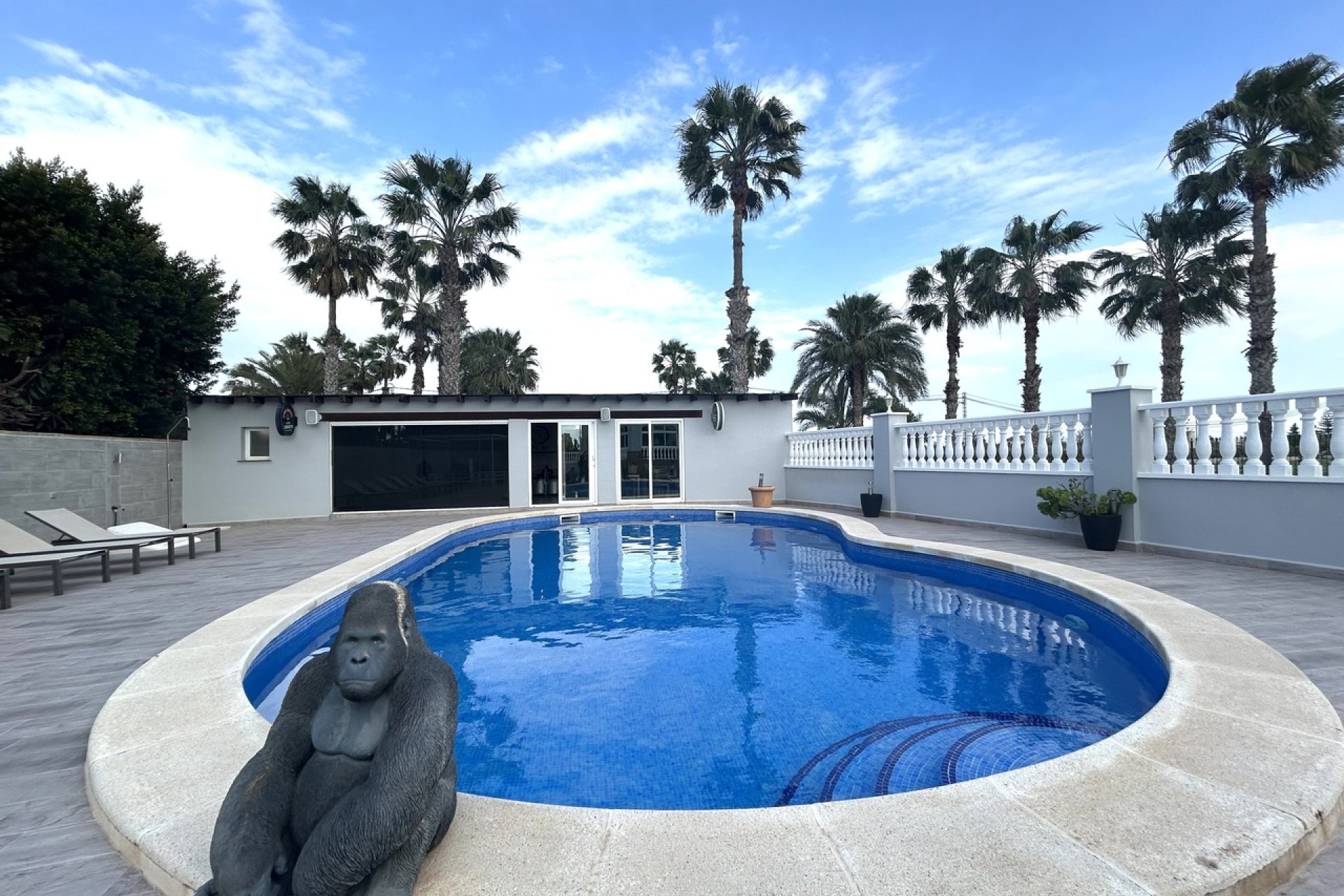 Resale - Villa / House - Catral