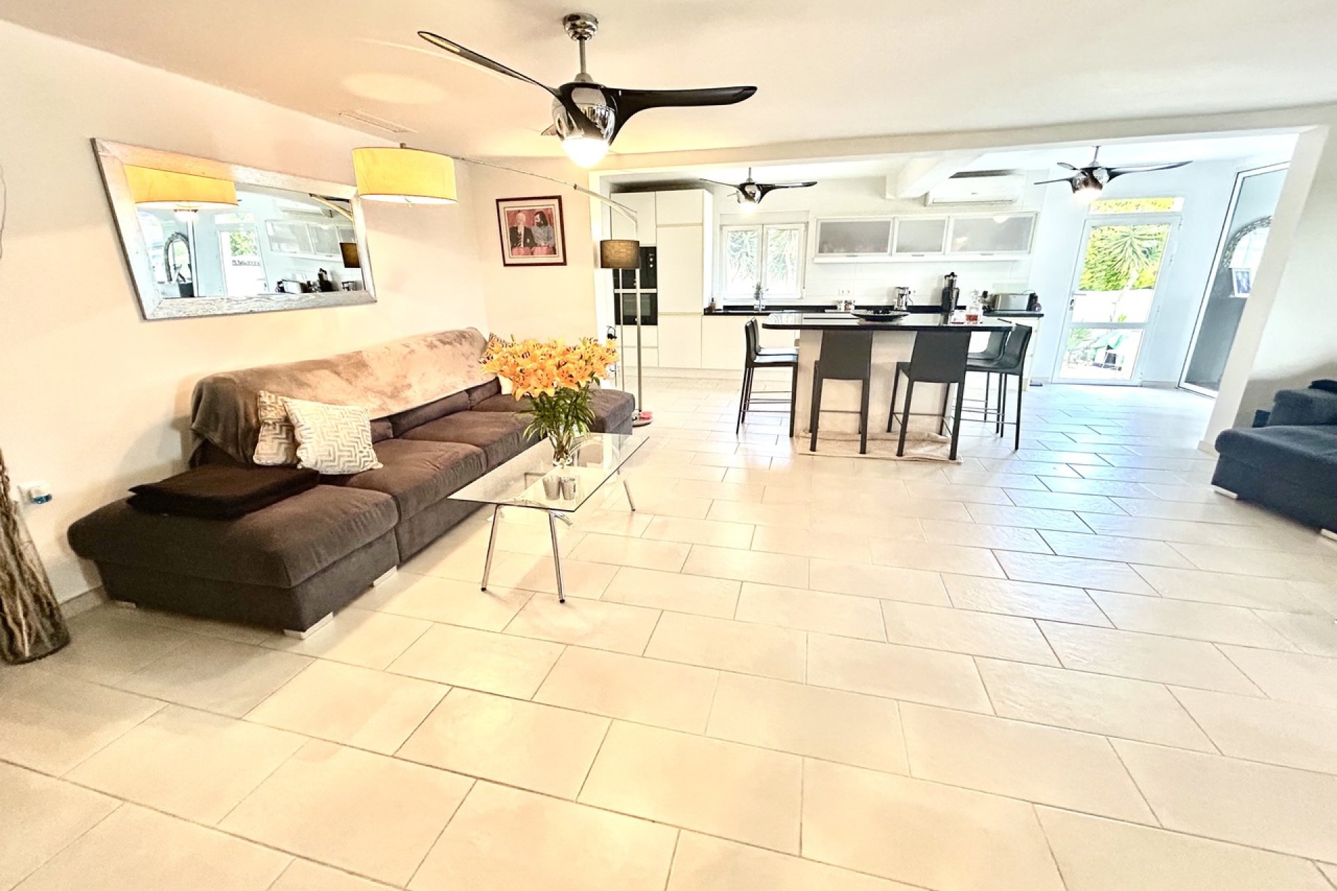 Resale - Villa / House - Catral