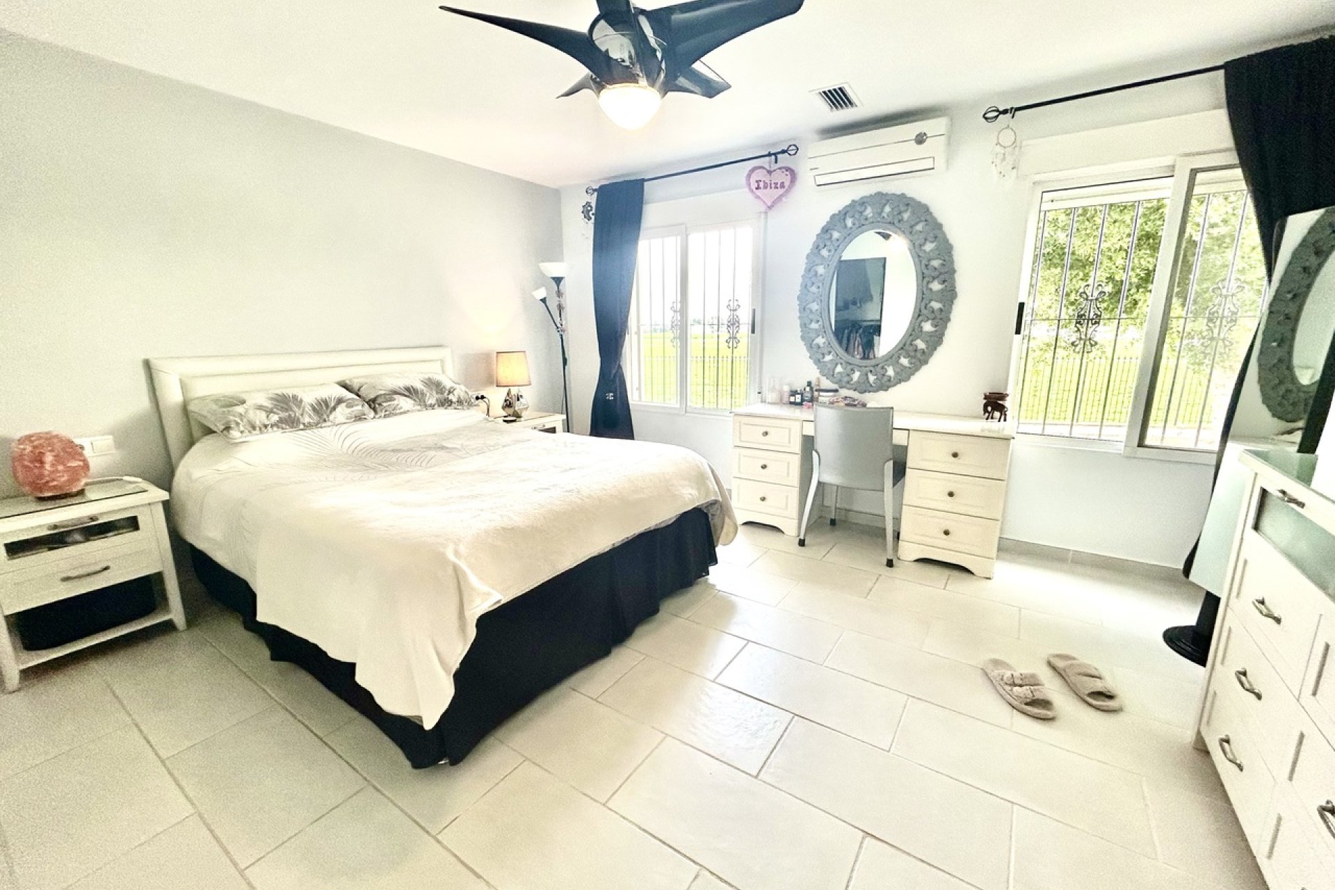 Resale - Villa / House - Catral