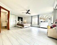 Resale - Villa / House - Catral
