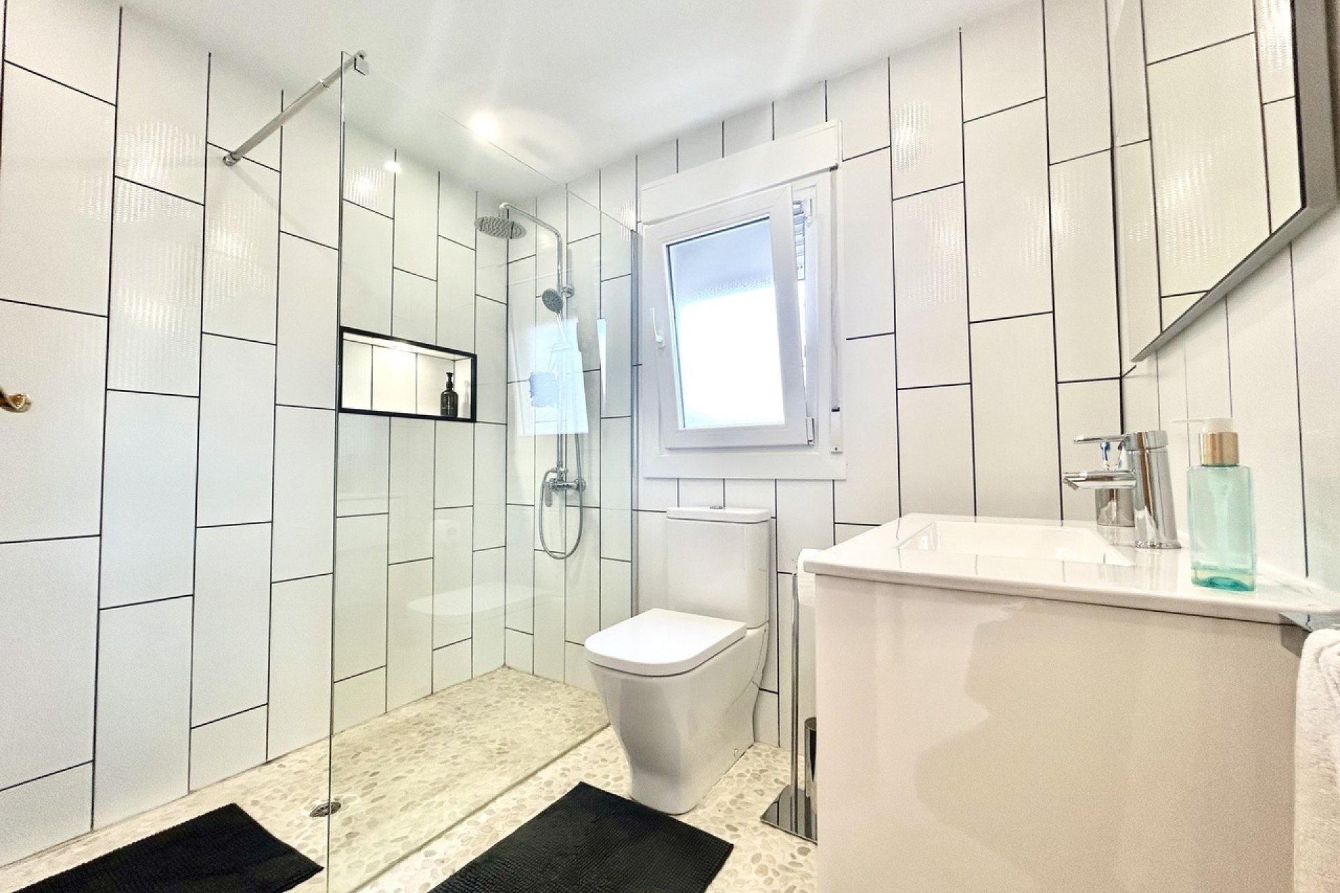 Resale - Villa / House - Catral